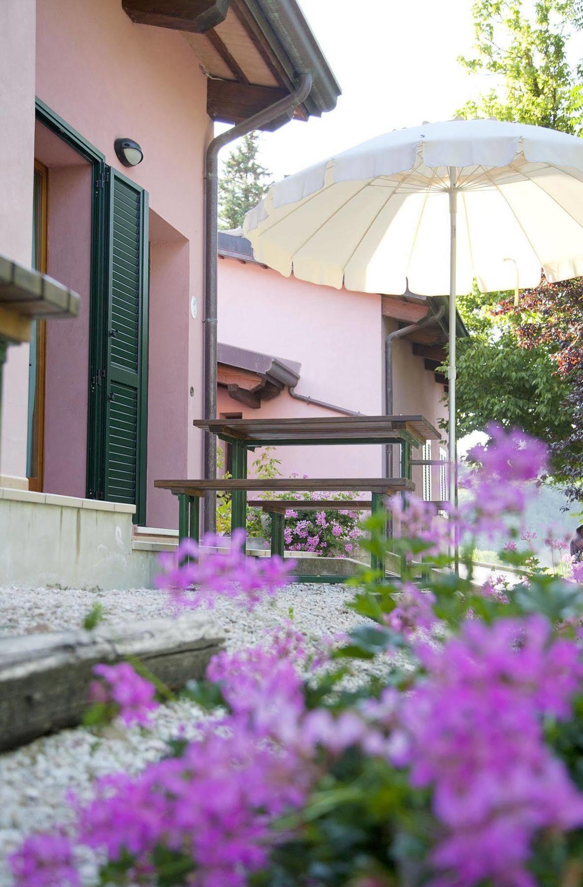 Country House Angelo Blu Urbania Exteriér fotografie